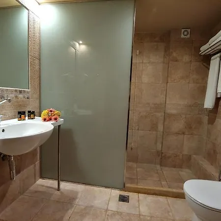 Simosmare 4*