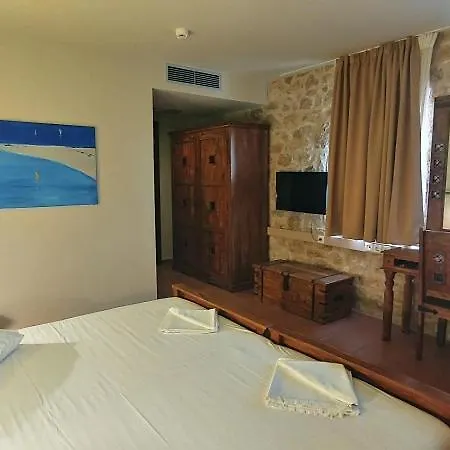 Simosmare 4*
